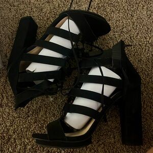 wild diva heels black size 9
